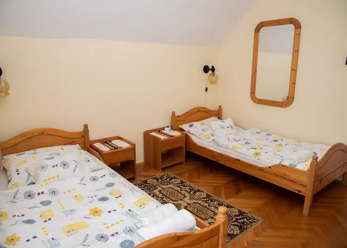 Hubertus Vadaszhaz * Újudvar